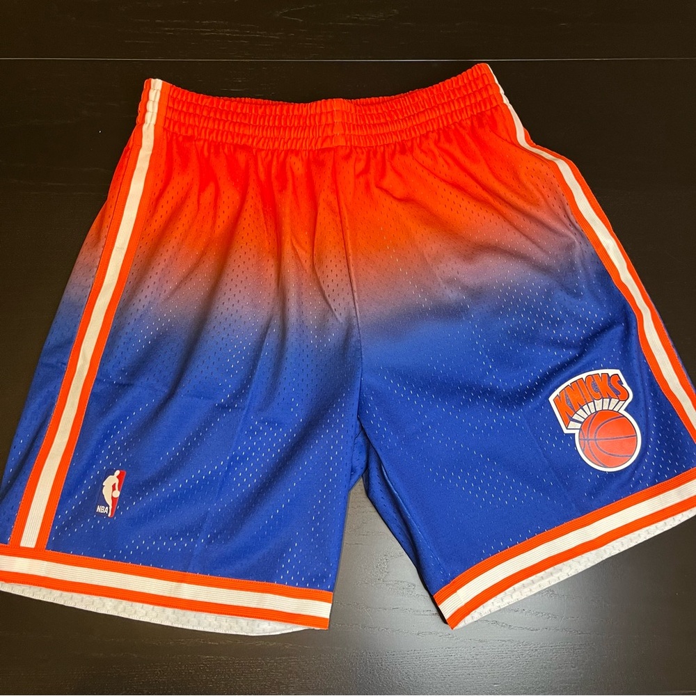 NBA Mitchell Ness New York Knicks Fadeaway 1991 Swingman Basketball Shorts Sz XL